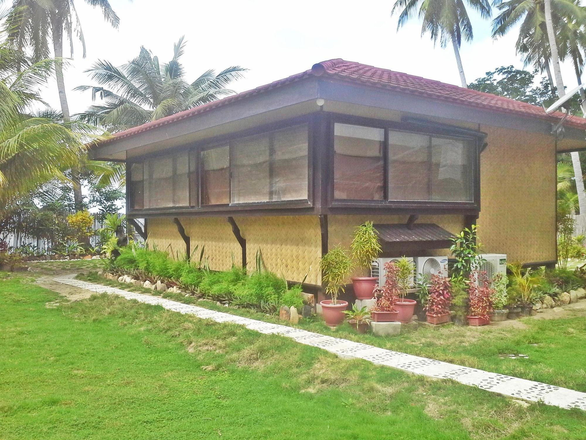 Foxy'S Beach Resort San Vicente  Exterior photo