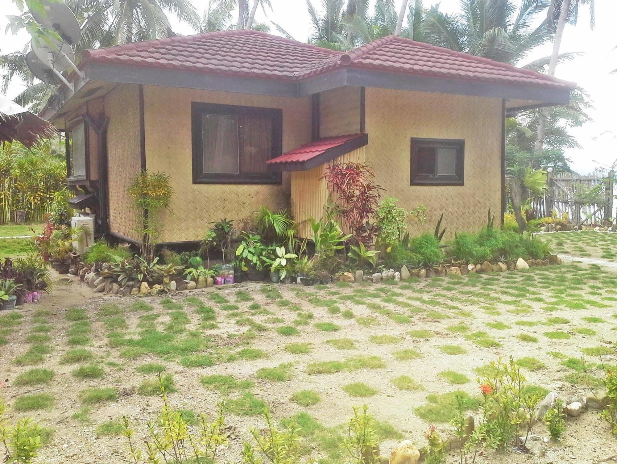 Foxy'S Beach Resort San Vicente  Exterior photo