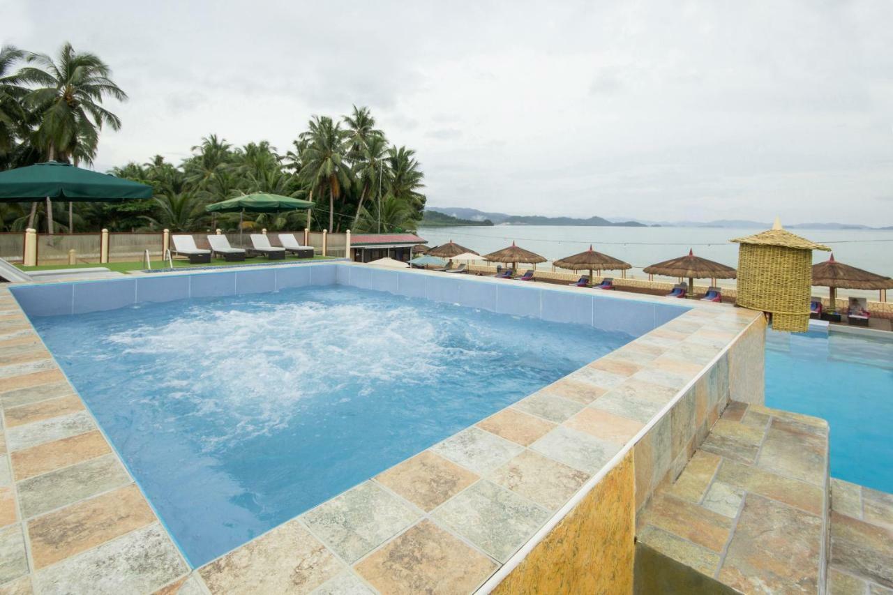 Foxy'S Beach Resort San Vicente  Exterior photo