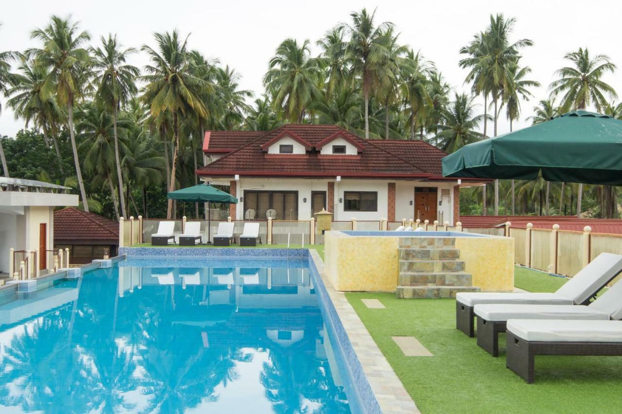 Foxy'S Beach Resort San Vicente  Exterior photo